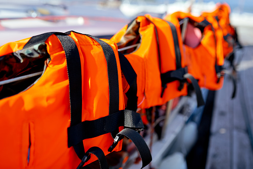 Seguridad en la navegación: tipos de chalecos salvavidas