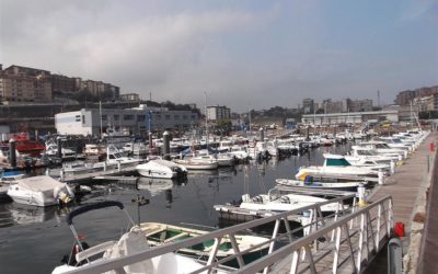 Pasai Donibane: derrigorrezko geldialdia Kantauri itsasoan zehar itsasontziz egiten duzun ibilbidean