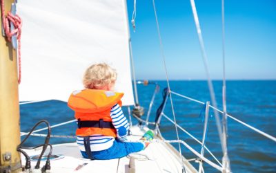 Alquiler de barcos: navega con niños por la costa vasca